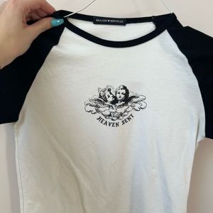Brandy Melville shirt